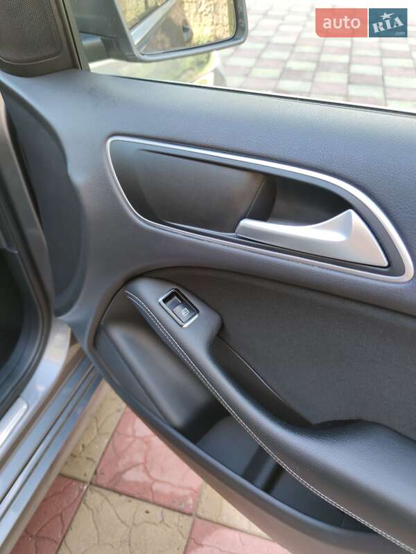 Хетчбек Mercedes-Benz B-Class 2015 в Луцьку фото 13 Хетчбек Mercedes-Benz B-Class 2015 в Луцьку