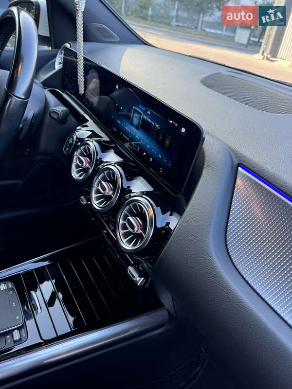 Хэтчбек Mercedes-Benz B-Class 2020 в Житомире