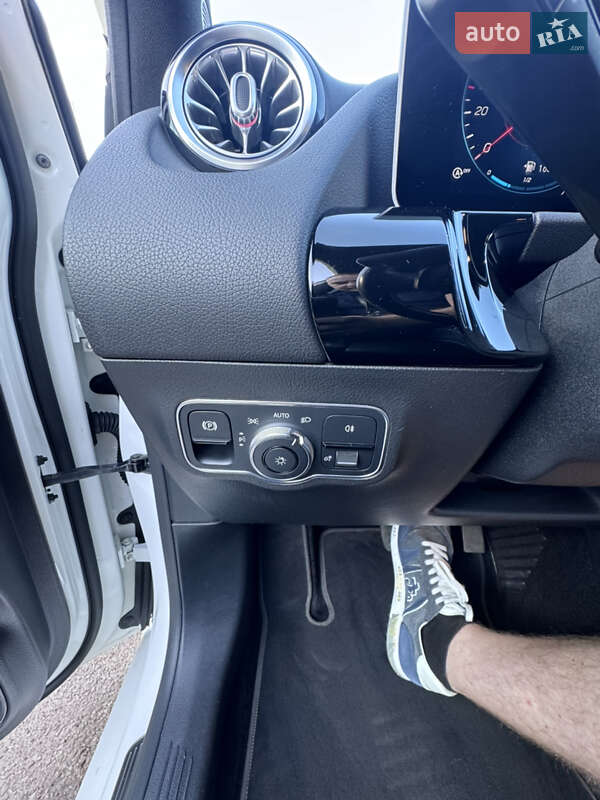 Хэтчбек Mercedes-Benz B-Class 2020 в Житомире