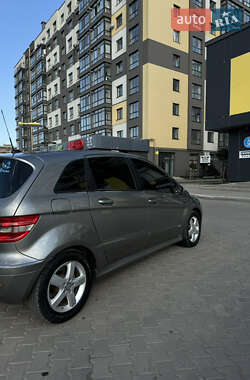 Хэтчбек Mercedes-Benz B-Class 2007 в 