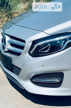 Хэтчбек Mercedes-Benz B-Class 2015 в 