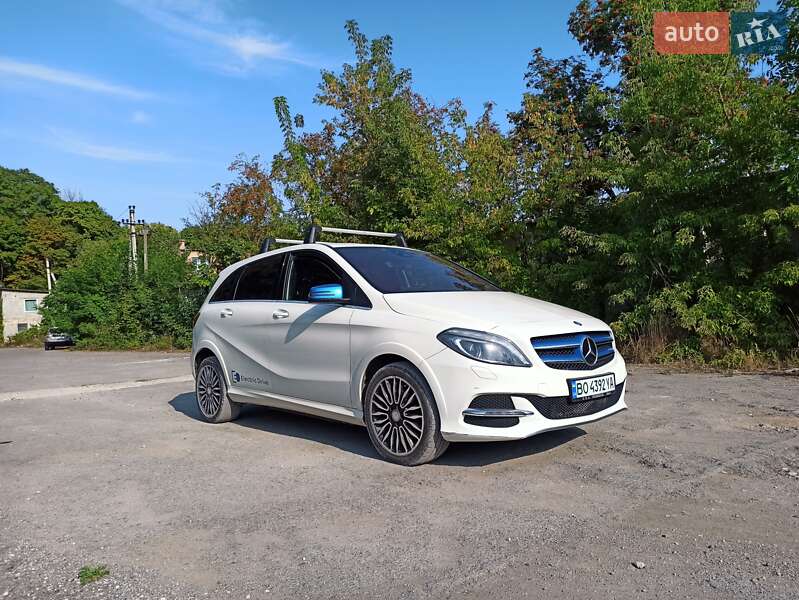 Хетчбек Mercedes-Benz B-Class 2015 в Тернополі