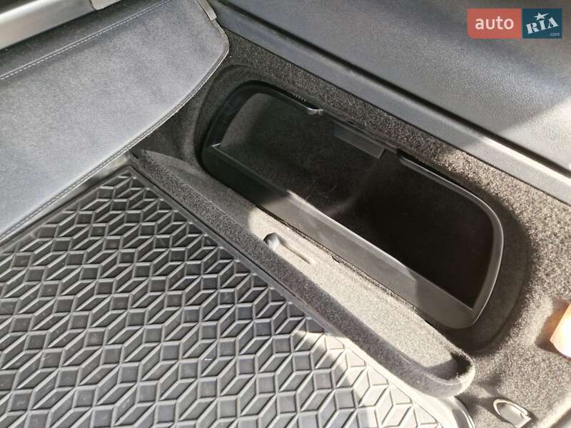 Хэтчбек Mercedes-Benz B-Class 2010 в Днепре