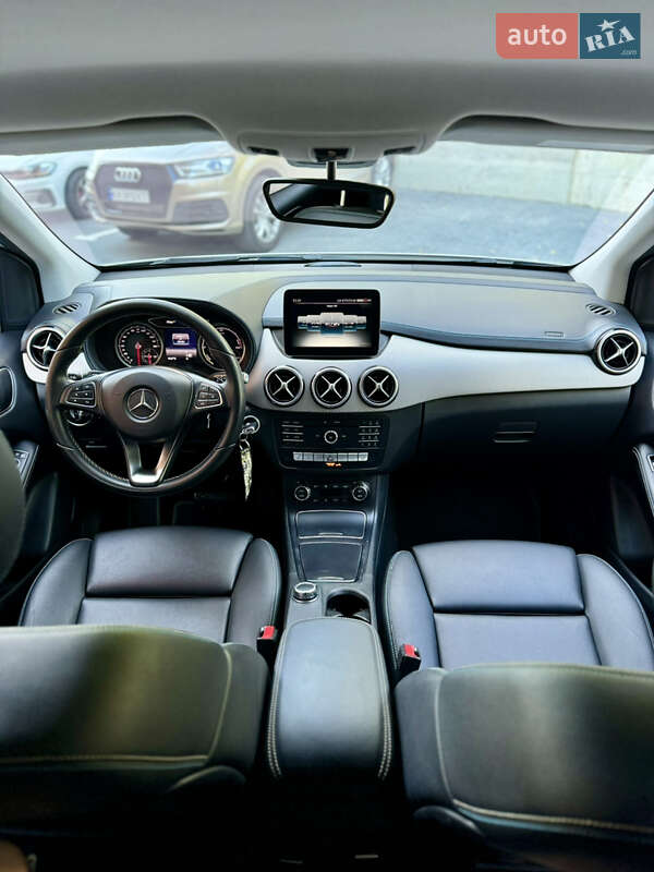Хэтчбек Mercedes-Benz B-Class 2016 в Львове