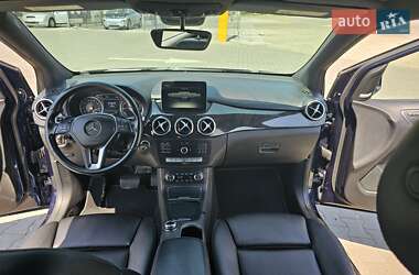 Хэтчбек Mercedes-Benz B-Class 2016 в 