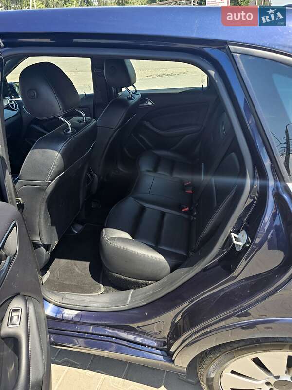 Хетчбек Mercedes-Benz B-Class 2016 в Чернівцях