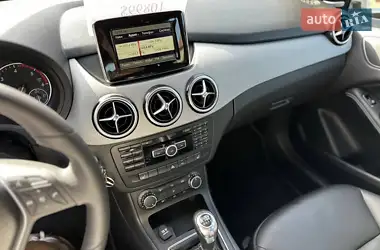 Mercedes-Benz B-Class 2012