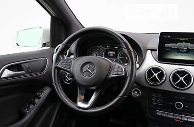 Хэтчбек Mercedes-Benz B-Class 2016 в 