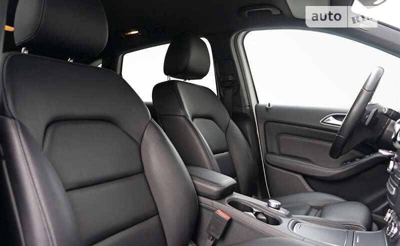 Хэтчбек Mercedes-Benz B-Class 2016 в Киеве