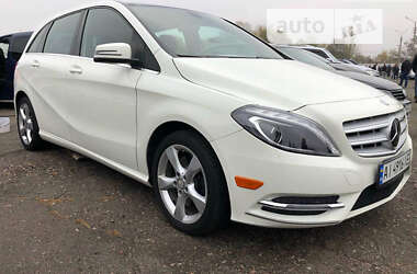 Хэтчбек Mercedes-Benz B-Class 2014 в Киеве