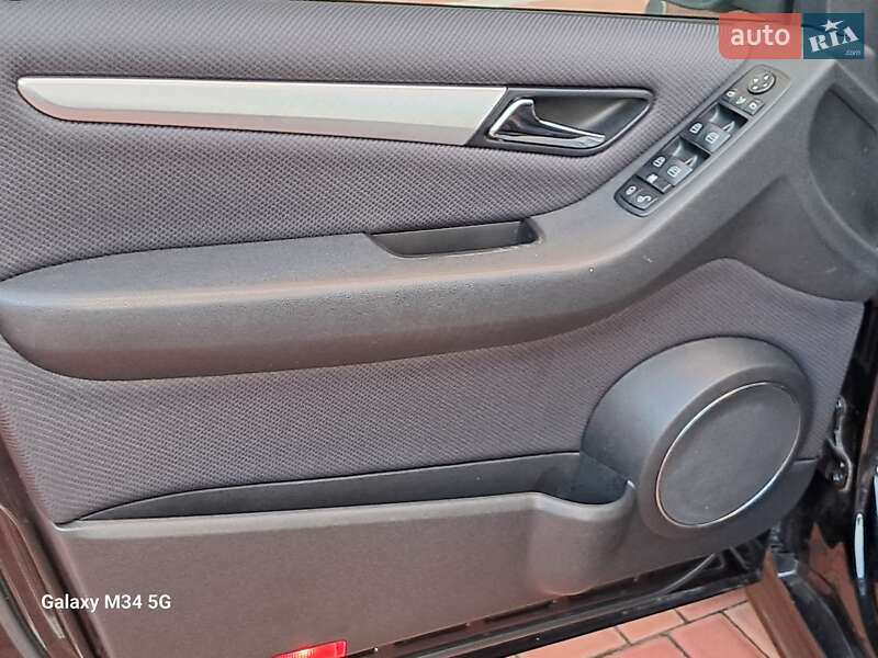 Хэтчбек Mercedes-Benz B-Class 2010 в Одессе