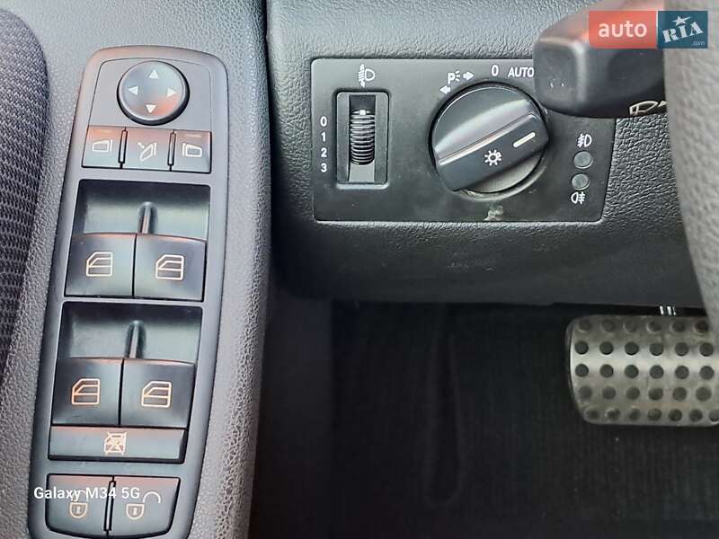 Хэтчбек Mercedes-Benz B-Class 2010 в Одессе