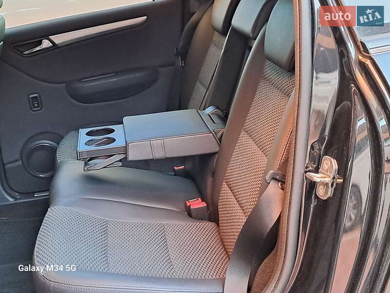 Хэтчбек Mercedes-Benz B-Class 2010 в Одессе