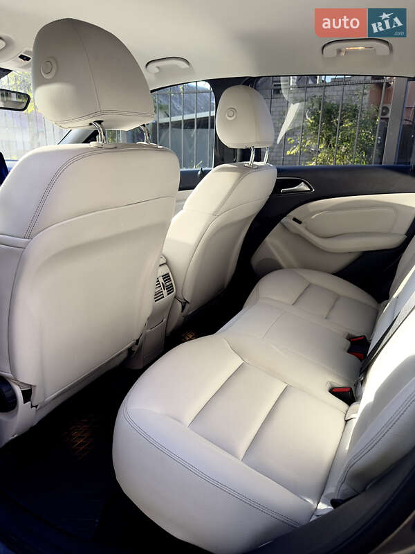 Хэтчбек Mercedes-Benz B-Class 2016 в Одессе