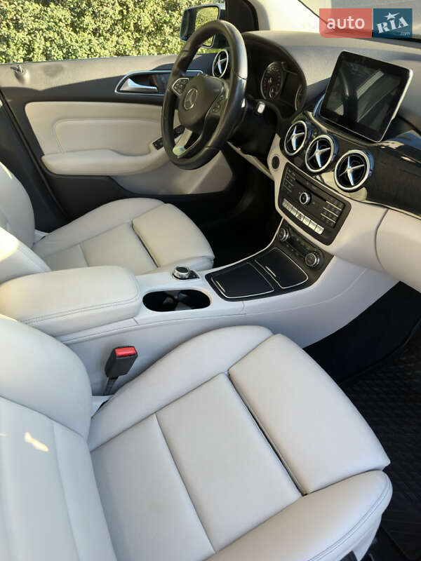 Хэтчбек Mercedes-Benz B-Class 2016 в Одессе фото 8 Хэтчбек Mercedes-Benz B-Class 2016 в Одессе