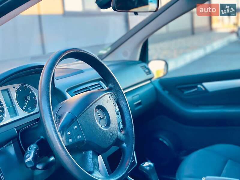 Хэтчбек Mercedes-Benz B-Class 2006 в Киеве