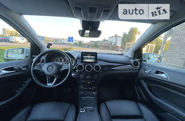 Хэтчбек Mercedes-Benz B-Class 2016 в 
