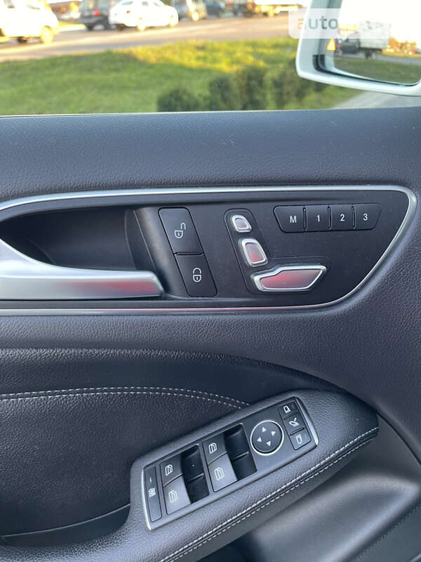 Хэтчбек Mercedes-Benz B-Class 2016 в Львове фото 18 Хэтчбек Mercedes-Benz B-Class 2016 в Львове
