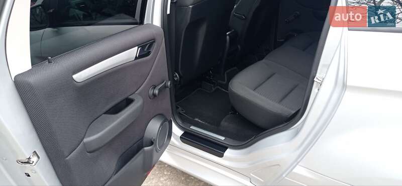 Хэтчбек Mercedes-Benz B-Class 2011 в Новоселице