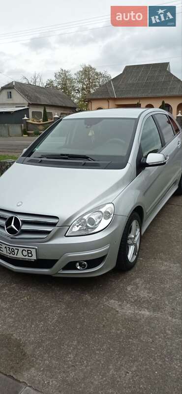 Хэтчбек Mercedes-Benz B-Class 2011 в Новоселице