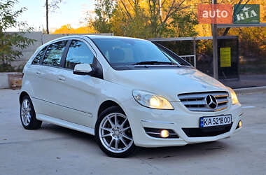 Mercedes-Benz B-Class 2010