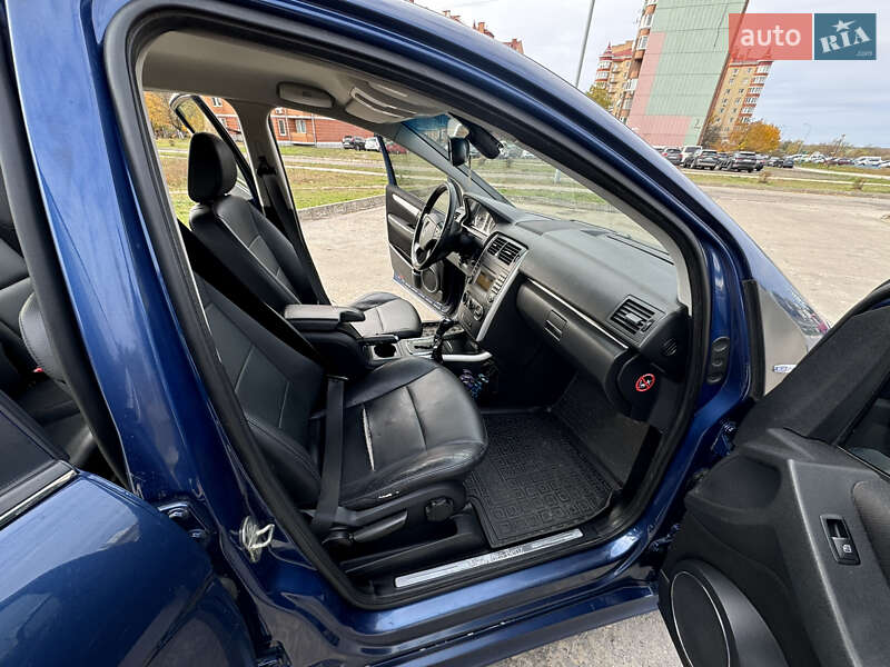 Хэтчбек Mercedes-Benz B-Class 2011 в Вараше