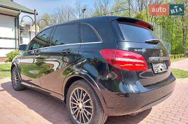 Хэтчбек Mercedes-Benz B-Class 2016 в 