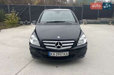 Mercedes-Benz B-Class 2011