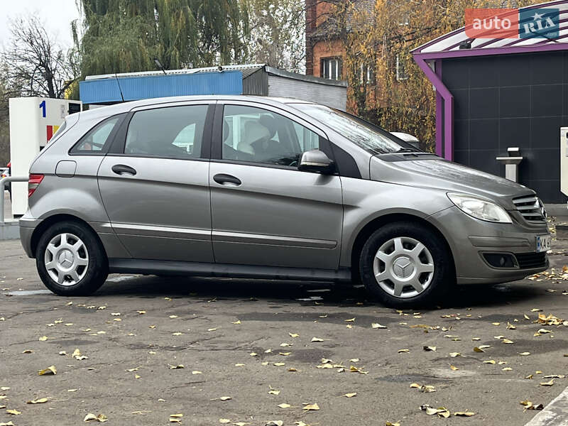 Хэтчбек Mercedes-Benz B-Class 2005 в Киеве фото 3 Хэтчбек Mercedes-Benz B-Class 2005 в Киеве