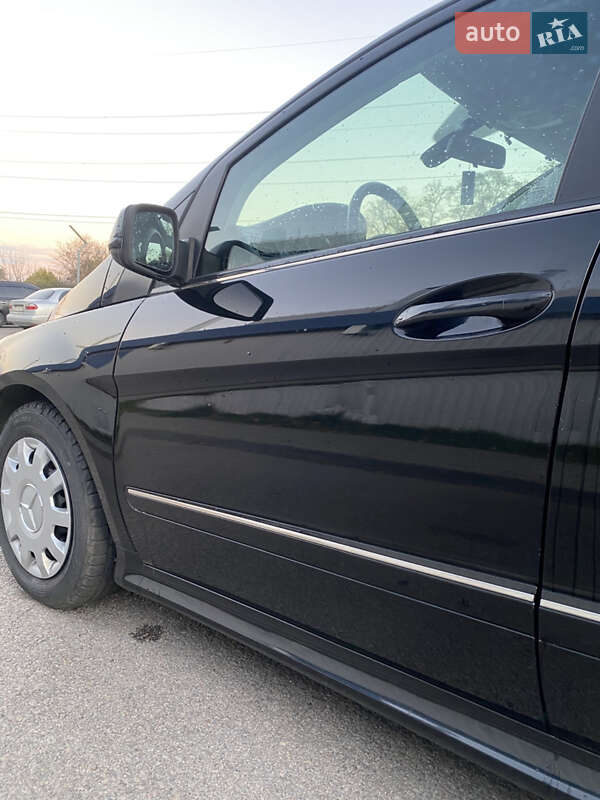 Хетчбек Mercedes-Benz B-Class 2010 в Дніпрі