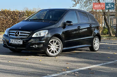 Mercedes-Benz B-Class 2010