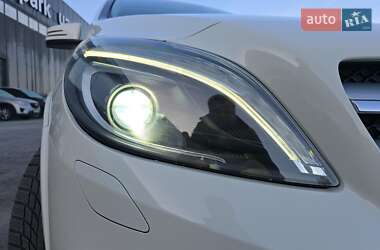 Хэтчбек Mercedes-Benz B-Class 2016 в 