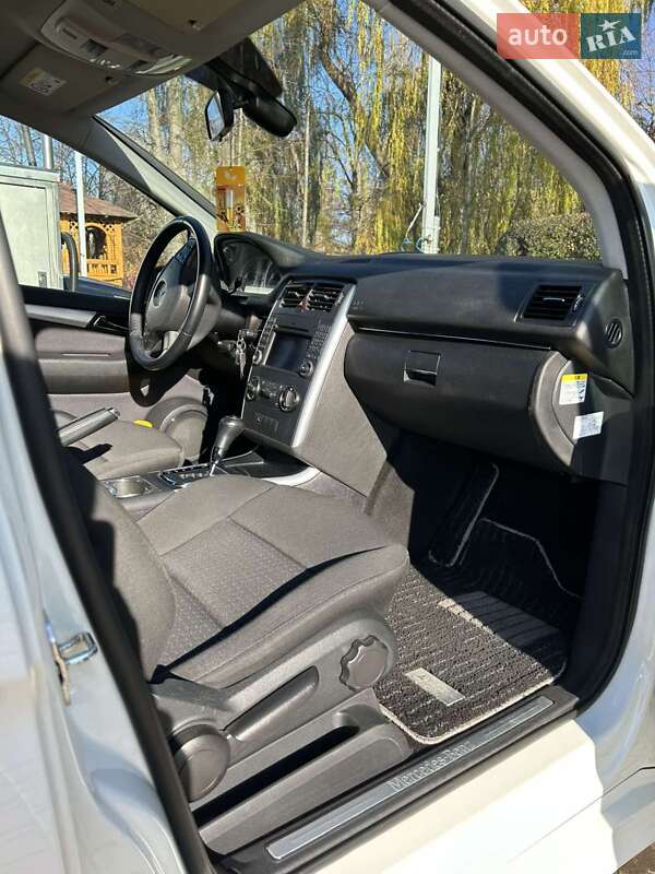 Хэтчбек Mercedes-Benz B-Class 2010 в Черновцах