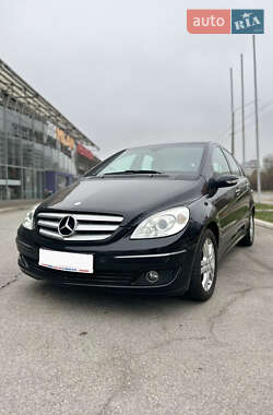 Хэтчбек Mercedes-Benz B-Class 2007 в 