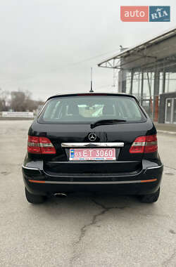 Хэтчбек Mercedes-Benz B-Class 2007 в 