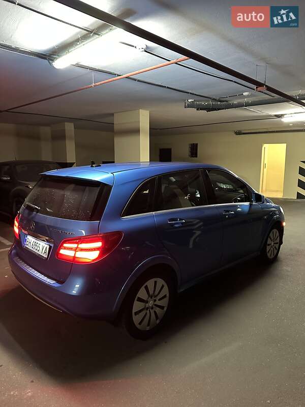 Хэтчбек Mercedes-Benz B-Class 2015 в Одессе