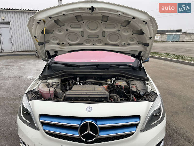 Хетчбек Mercedes-Benz B-Class 2015 в Рівному фото 7 Хетчбек Mercedes-Benz B-Class 2015 в Рівному