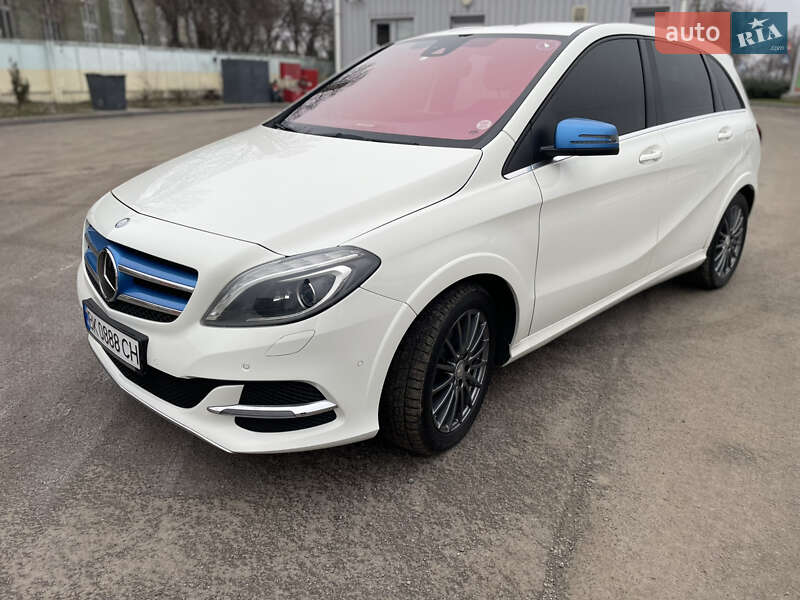 Хетчбек Mercedes-Benz B-Class 2015 в Рівному фото 30 Хетчбек Mercedes-Benz B-Class 2015 в Рівному