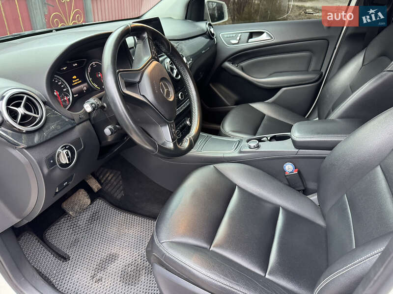 Хетчбек Mercedes-Benz B-Class 2015 в Краматорську