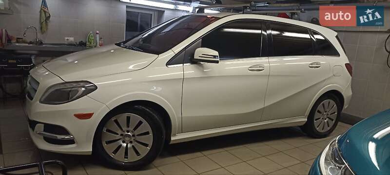 Хэтчбек Mercedes-Benz B-Class 2016 в Одессе