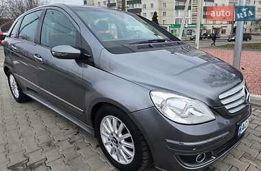 Хэтчбек Mercedes-Benz B-Class 2008 в 