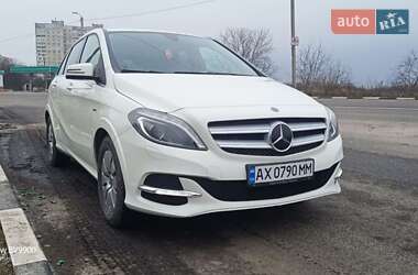 Хэтчбек Mercedes-Benz B-Class 2017 в Харькове