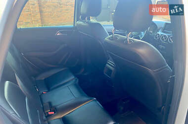 Хэтчбек Mercedes-Benz B-Class 2012 в 