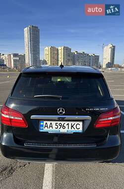 Хетчбек Mercedes-Benz B-Class 2015 в Києві