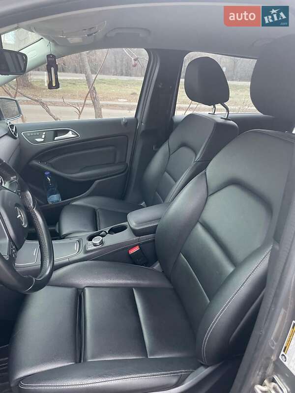 Хэтчбек Mercedes-Benz B-Class 2016 в Белой Церкви