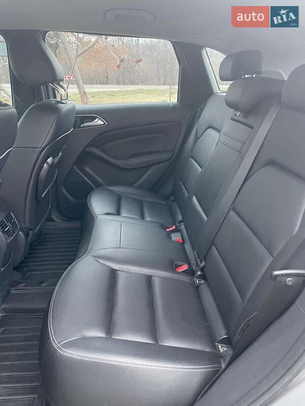 Хэтчбек Mercedes-Benz B-Class 2016 в Белой Церкви