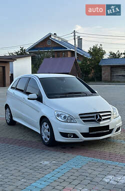 Хетчбек Mercedes-Benz B-Class 2009 в Надвірній