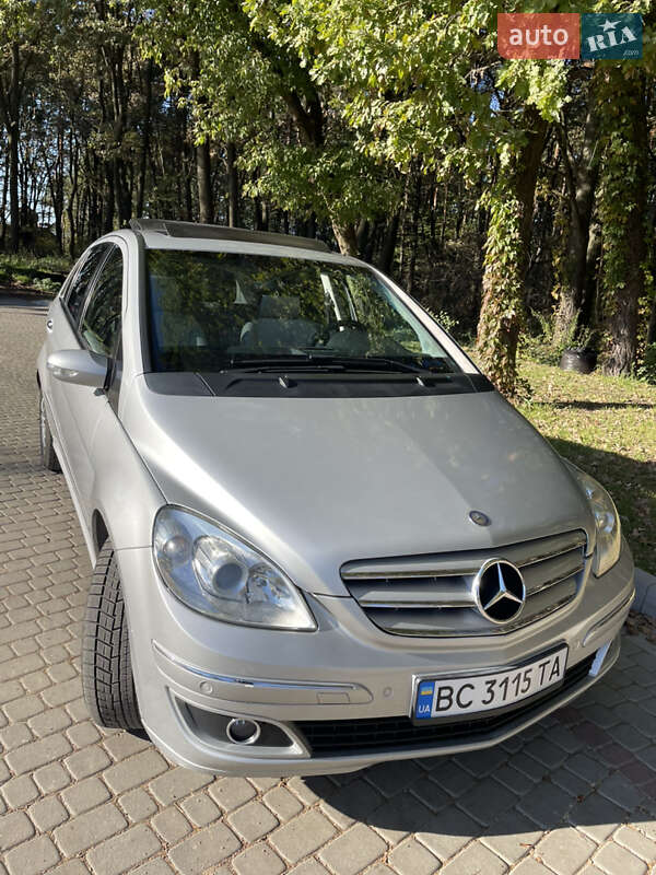Хэтчбек Mercedes-Benz B-Class 2007 в 