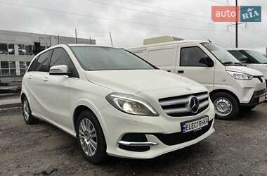 Хетчбек Mercedes-Benz B-Class 2016 в Дніпрі