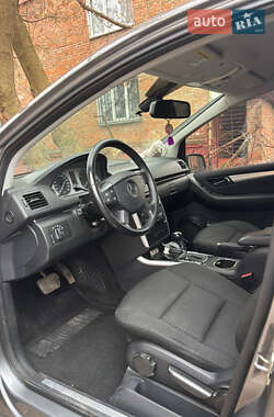 Хэтчбек Mercedes-Benz B-Class 2011 в 